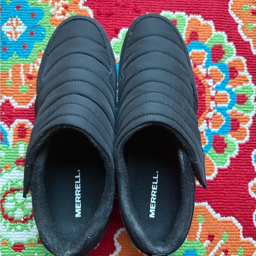 Merrell Black Quilted Comfort winter snow Shoes